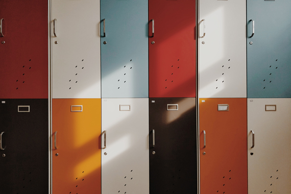 LOCKERS-SIZED